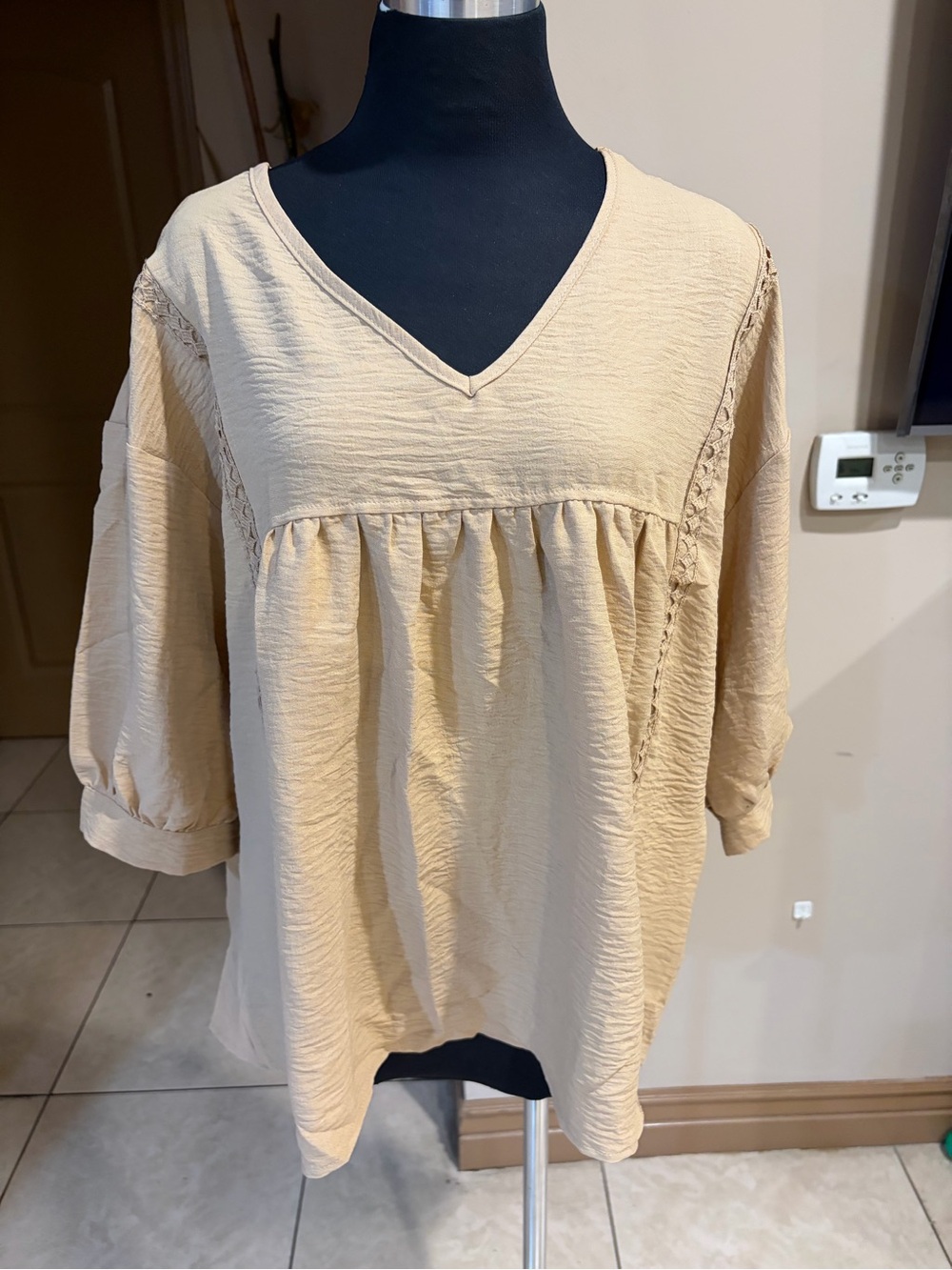 Women's V-Neck Balloon Sleeve Blouse - Cream